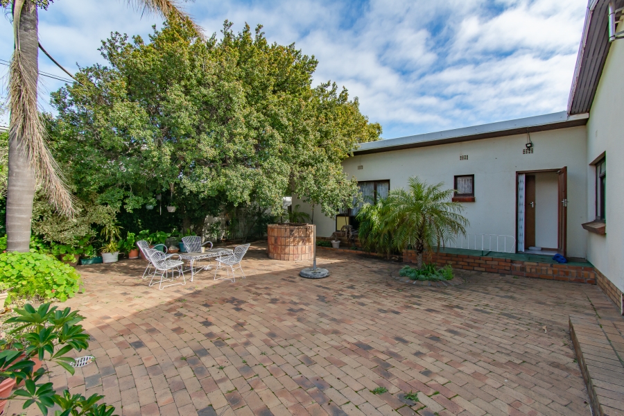 3 Bedroom Property for Sale in Strand North Western Cape